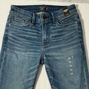 Abercrombie & Fitch women’s Denim Pants